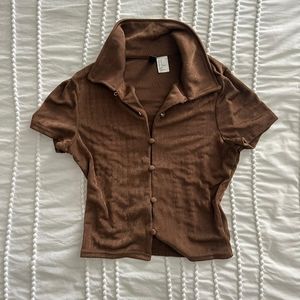 🌹H&M Button Crop Top